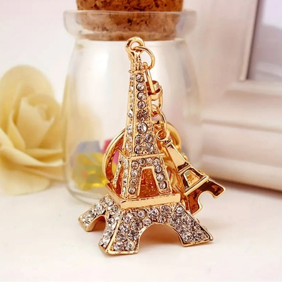 NEW❤️ Eiffel Tower Keychain with Sparkling Rhinestones - Picture 4 of 14
